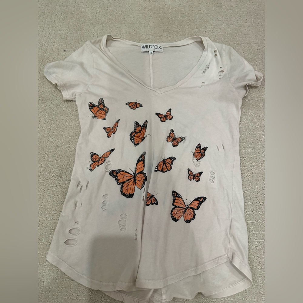 Wild fox butterfly tee